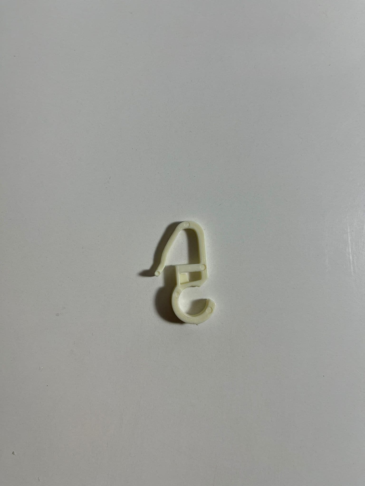 Krem Renkli Rustik Halkası Klipsi