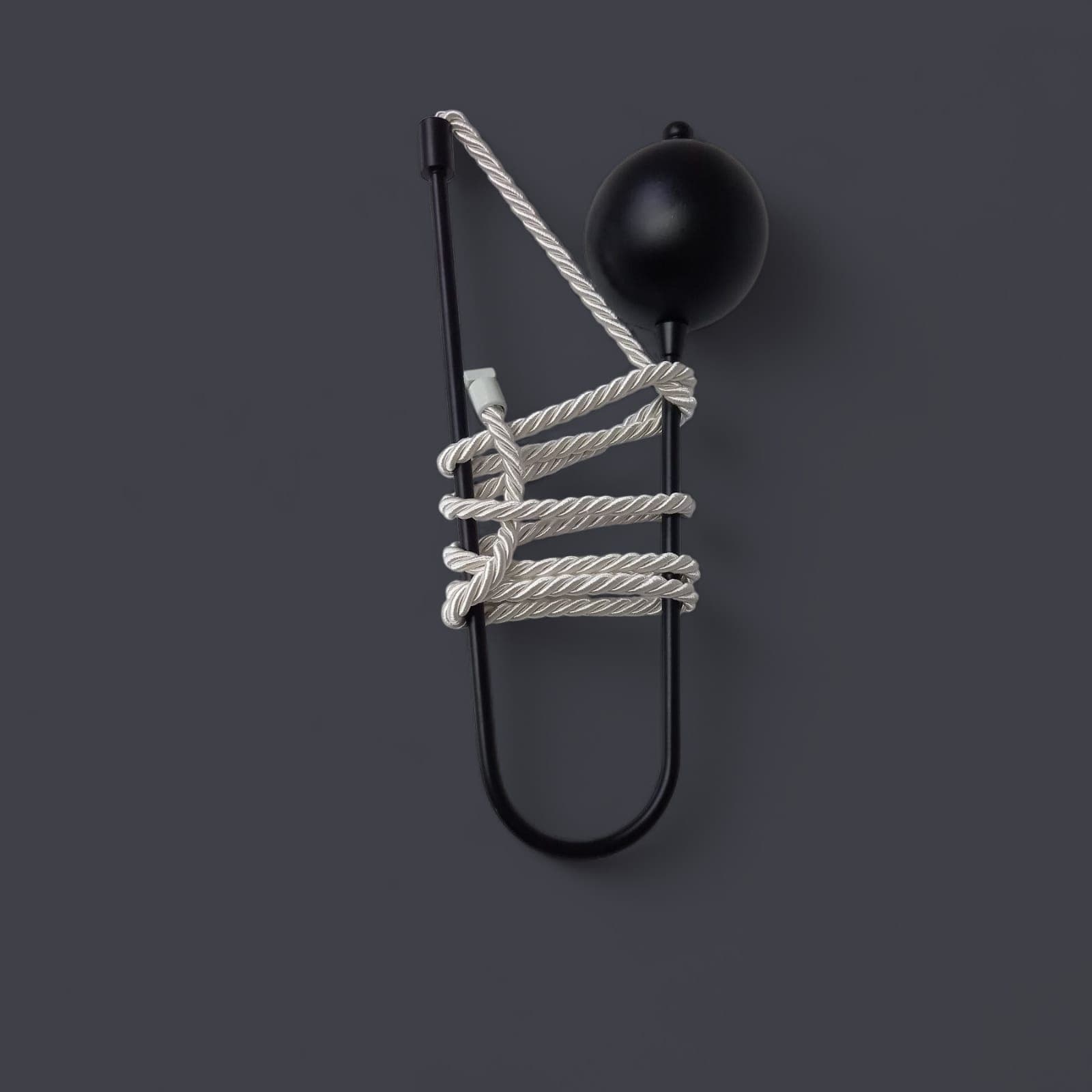 Siyah Renkli Metal Toplu Hayalet Braçol